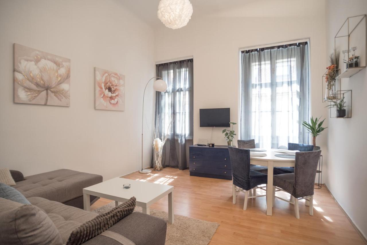 Magnolia Apartment Zagreb Bagian luar foto
